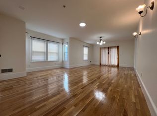 128 Buttonwood St #2, Boston, MA 02125