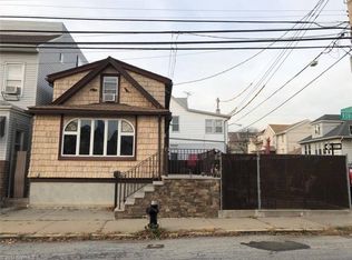 49 Robin Rd, Staten Island, NY 10305