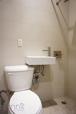 Rented by Rennit Inc. | media 20