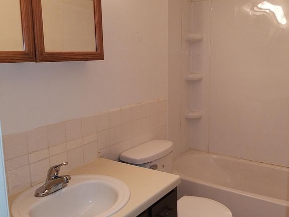 3rd image of 901 Silver Meadows Blvd #201