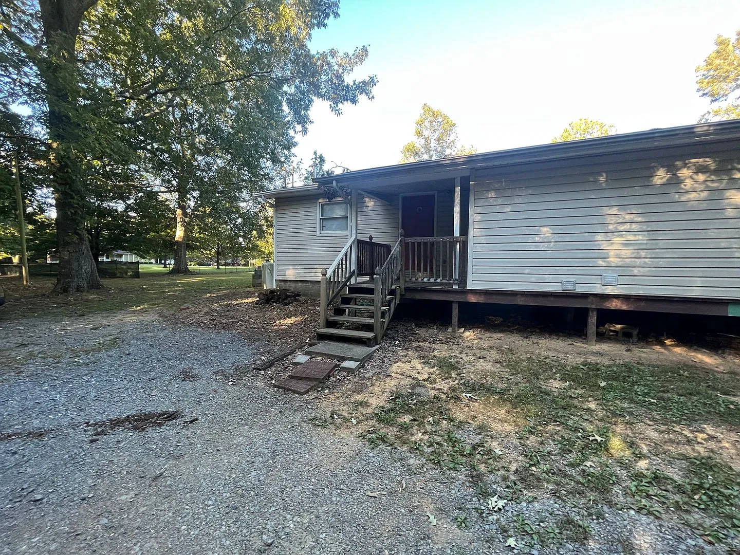 4322 Banks Drive — Photo 2