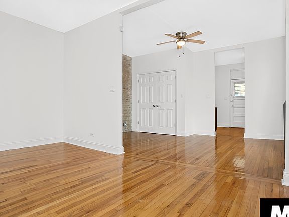 4th image of 2146 W Berteau Ave APT 3W