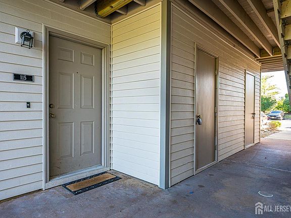2nd image of 115 Ravens Crest Dr