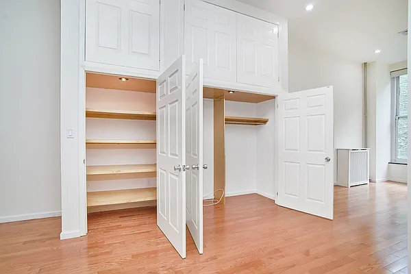 Rented by Streetwise NYC LLC | media 28