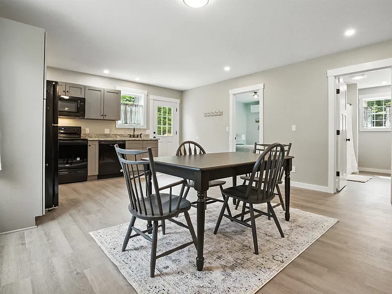 527 Sturtevant Hill Rd #B — Photo 12