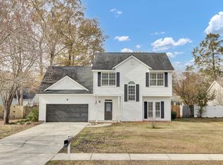 113 Amberside Dr, Goose Creek, SC 29445