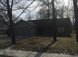 2315 Foxboro Dr, Fort Wayne, IN 46818