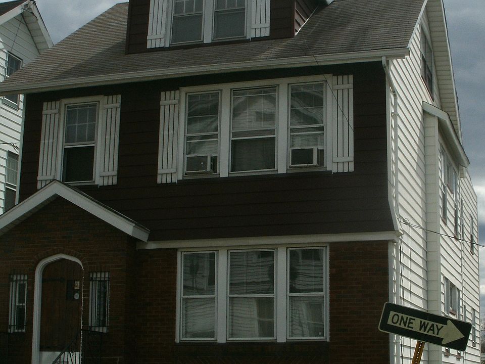 2nd image of 31 Smalley Ter