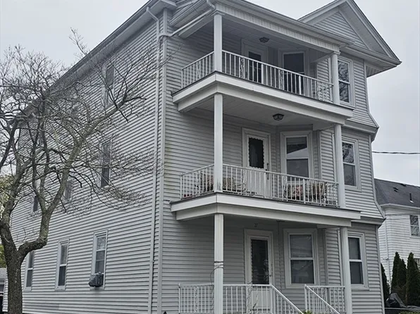 27 Bond St, Fall River, MA 02720