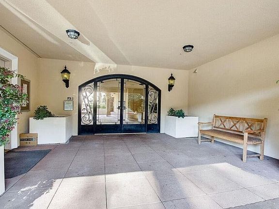 3rd image of 530 El Camino Real APT 206