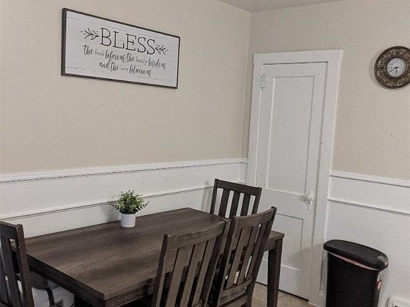 3rd image of 397 Hall Ave