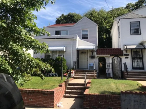 13841 230th Pl, Springfield Gardens, NY 11413