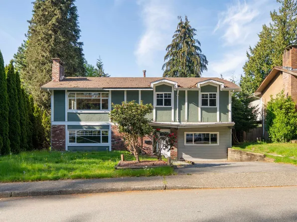 2701 Daybreak Ave, Coquitlam, BC V3C 2E8