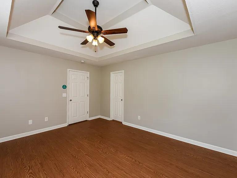 534 Summit Way — Photo 8