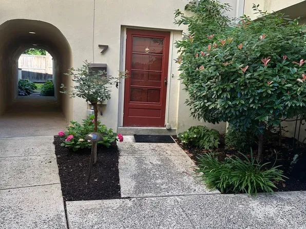 100 Llanalew Rd Unit 7, Haverford, PA 19041