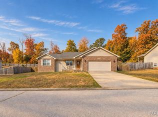 166 Lyle Curtis Cir, Waynesville, MO 65583