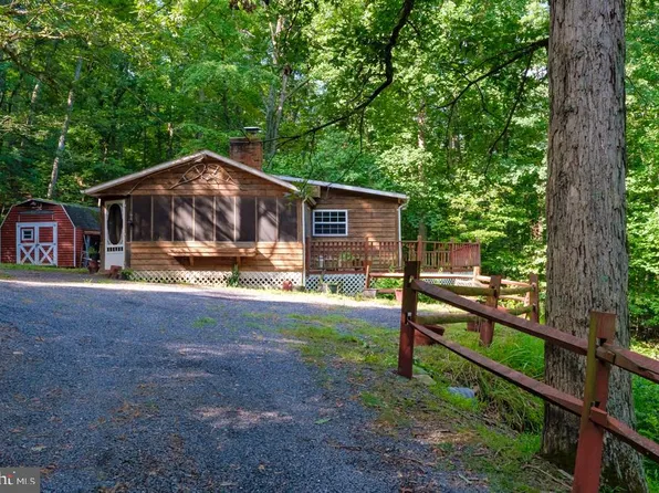 374 Blackberry Ln, New Market, VA 22844