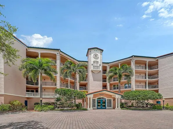 5420 Eagles Point Cir APT 402, Sarasota, FL 34231