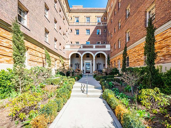 2nd image of 1283 E South Temple St #103
