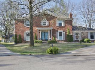311 Hawick Pl, Douglass Hills, KY