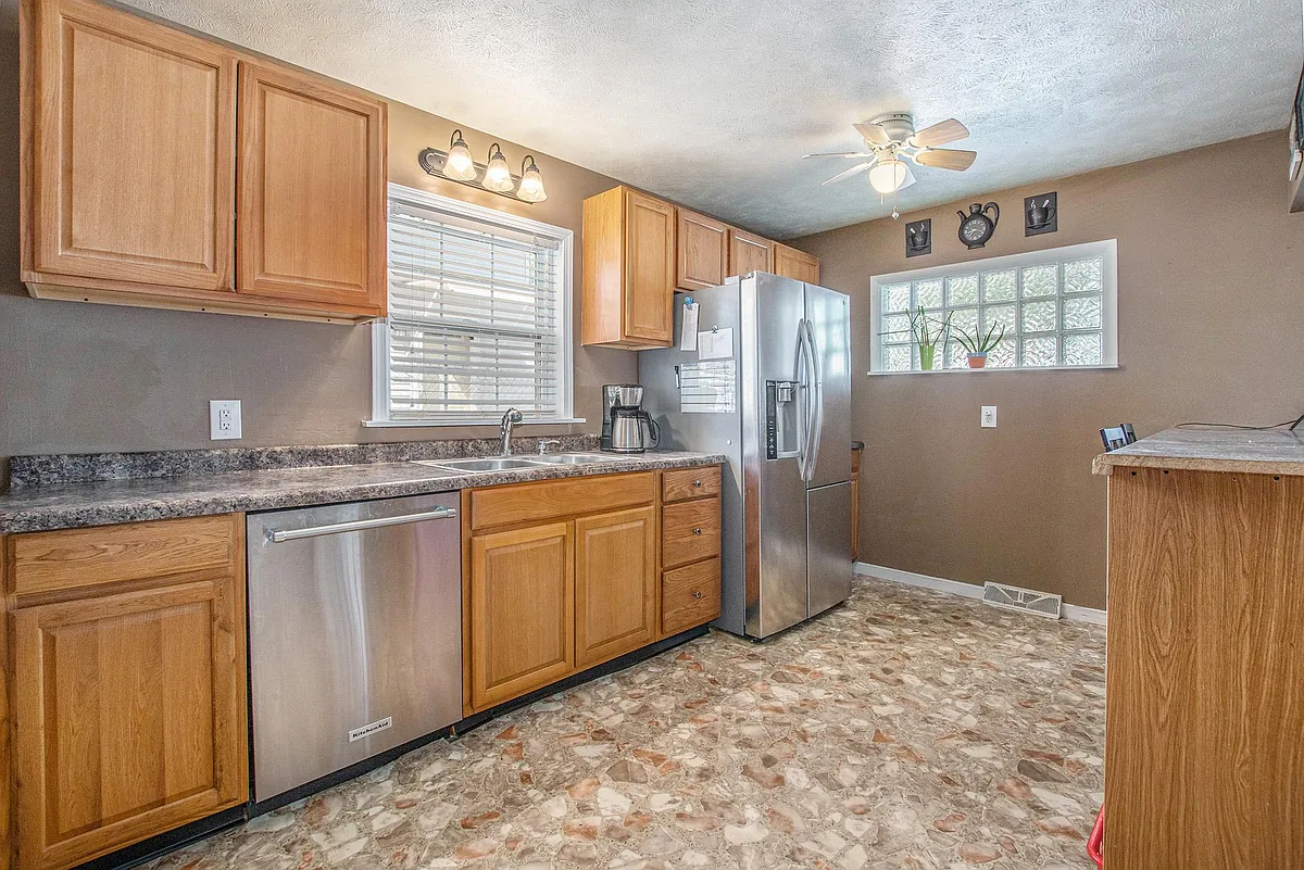 Building Photo - 517 Jackson St #C