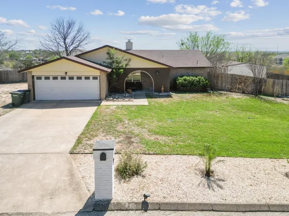 105 Quail Creek Dr, Del Rio, TX 78840