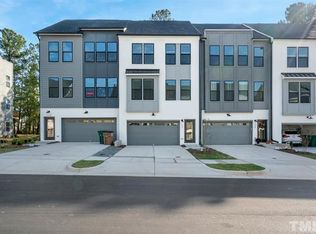 1113 Kiernan Grove Ln, Cary, NC 27519