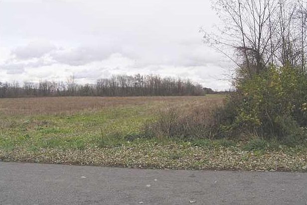 2nd image of Mack Rd
