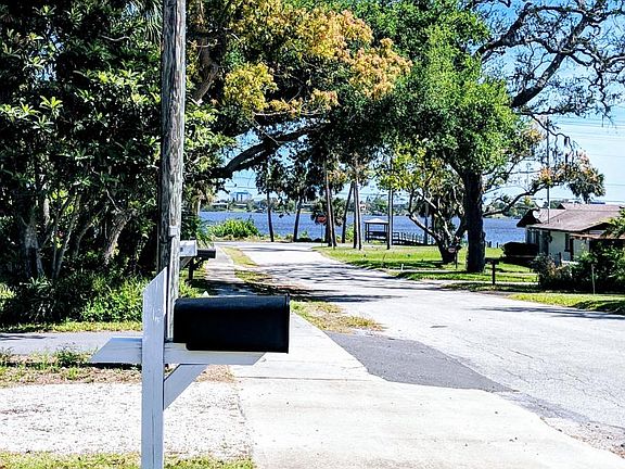 5th image of 124 9th St