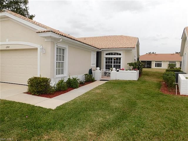 1st image of 12745 Devonshire Lakes Cir