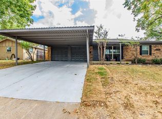 2700 Ash Park Dr, Richland Hills, TX 76118