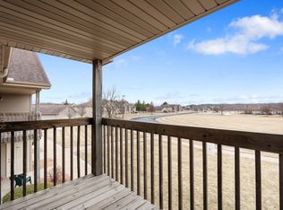 400 Stonefield Cir #731, Mauston, WI 53948