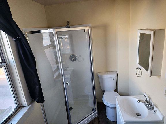3rd image of 534 N 5th Ave #11291444