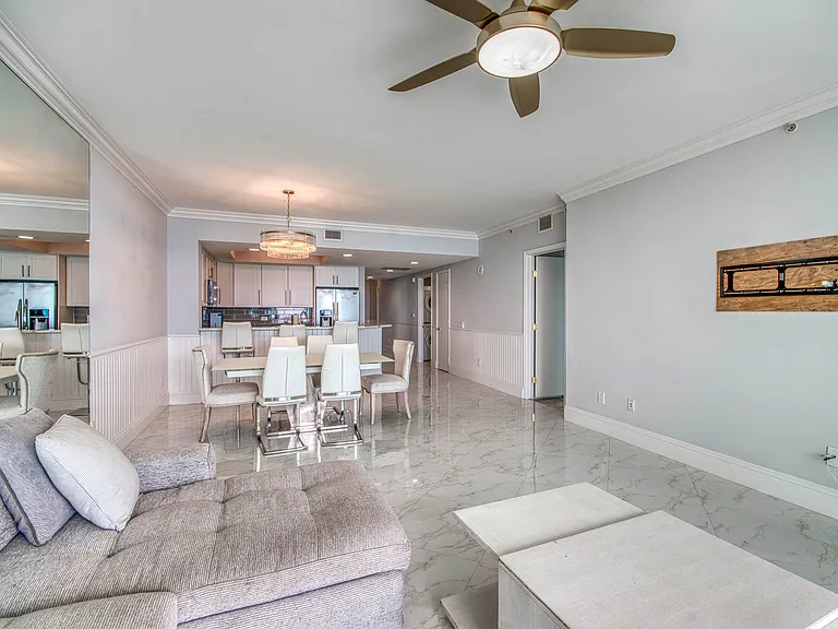 2650 Lake Shore Dr #2303 — Photo 15