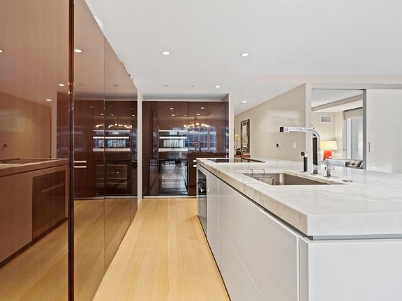 5th image of 135 W 52nd St APT 18C