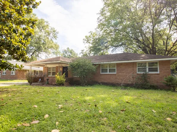 1403 Chester Ln, West Memphis, AR 72301