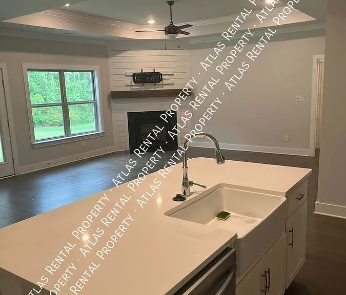 11322 Waterman Ln — Photo 3