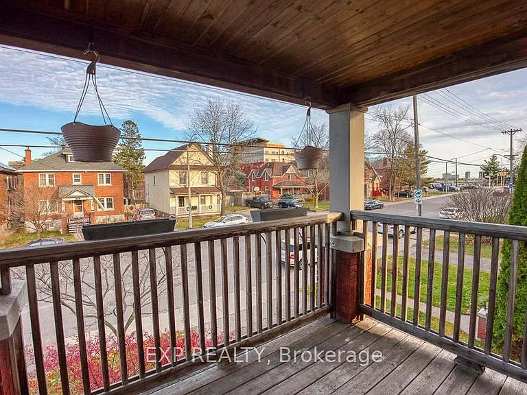 448 Holland Ave — Photo 11