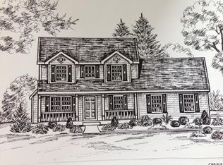 11 Kelly Ln, Halfmoon, NY 12065