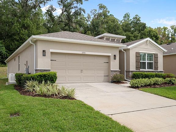 3rd image of 12735 EASTPOINTE DRIVE