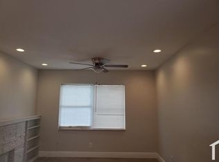 107 SW 9th St, Hallandale, FL 33009