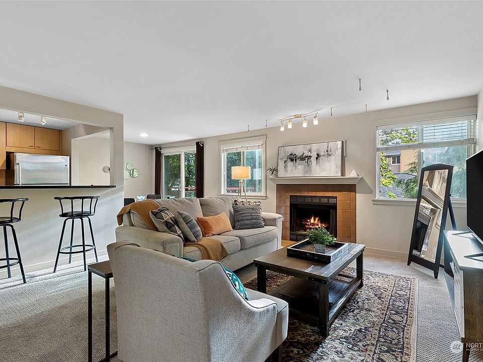 1st image of 8252 126th Avenue NE #D201
