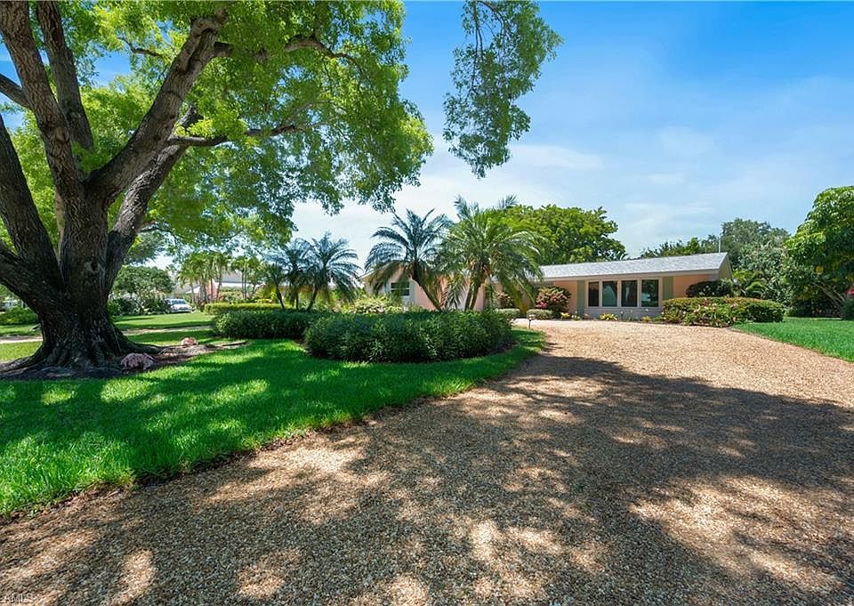 1st image of 631 Coral Dr