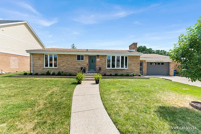 10029 Westmanor Dr photo 1