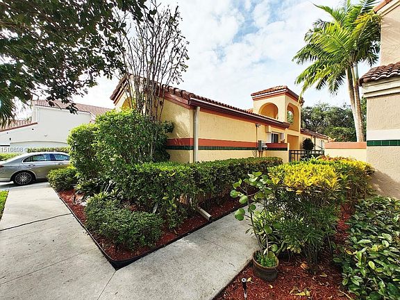 2nd image of 1373 Harbour Side Dr
