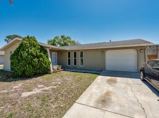 7130 Isle Dr, Port Richey, FL 34668