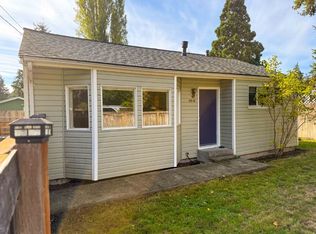 5916 207th Pl SW, Lynnwood, WA 98036