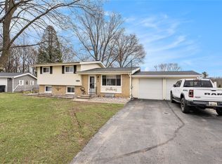 1213 Chalmers Dr, Battle Creek, MI