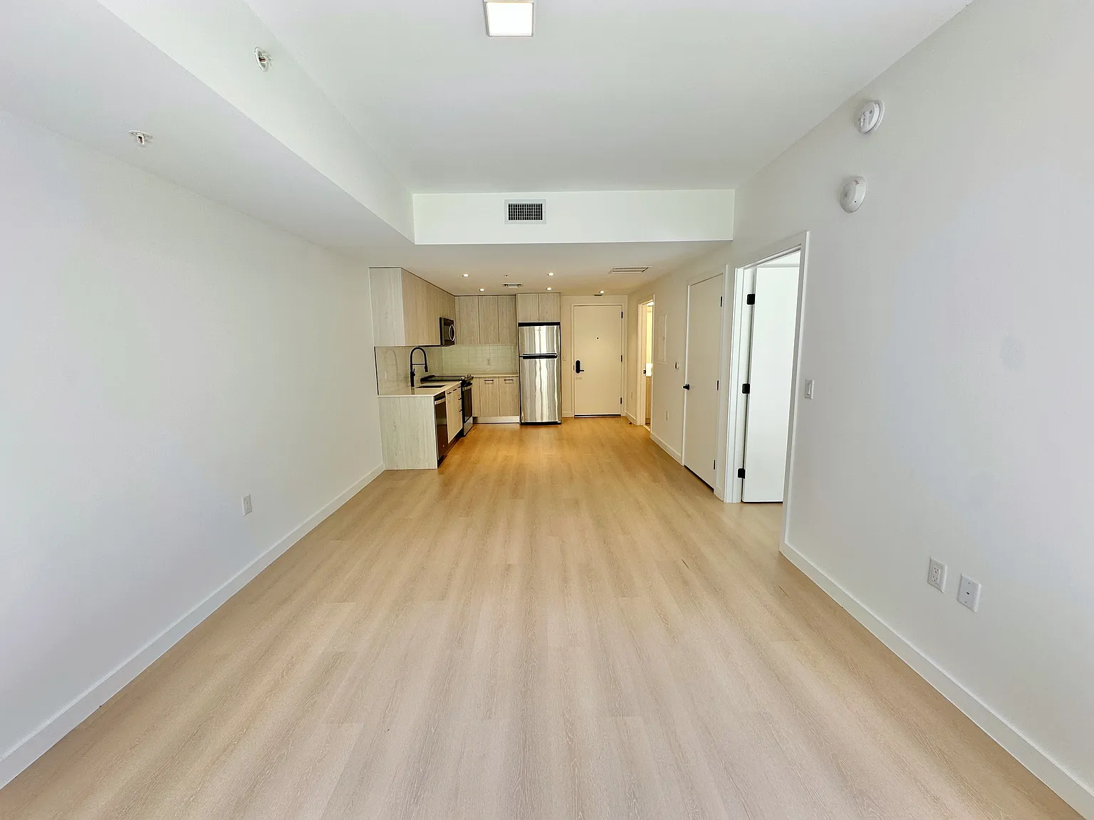 1 bed, 710 sqft, $2,499 — Photo 4