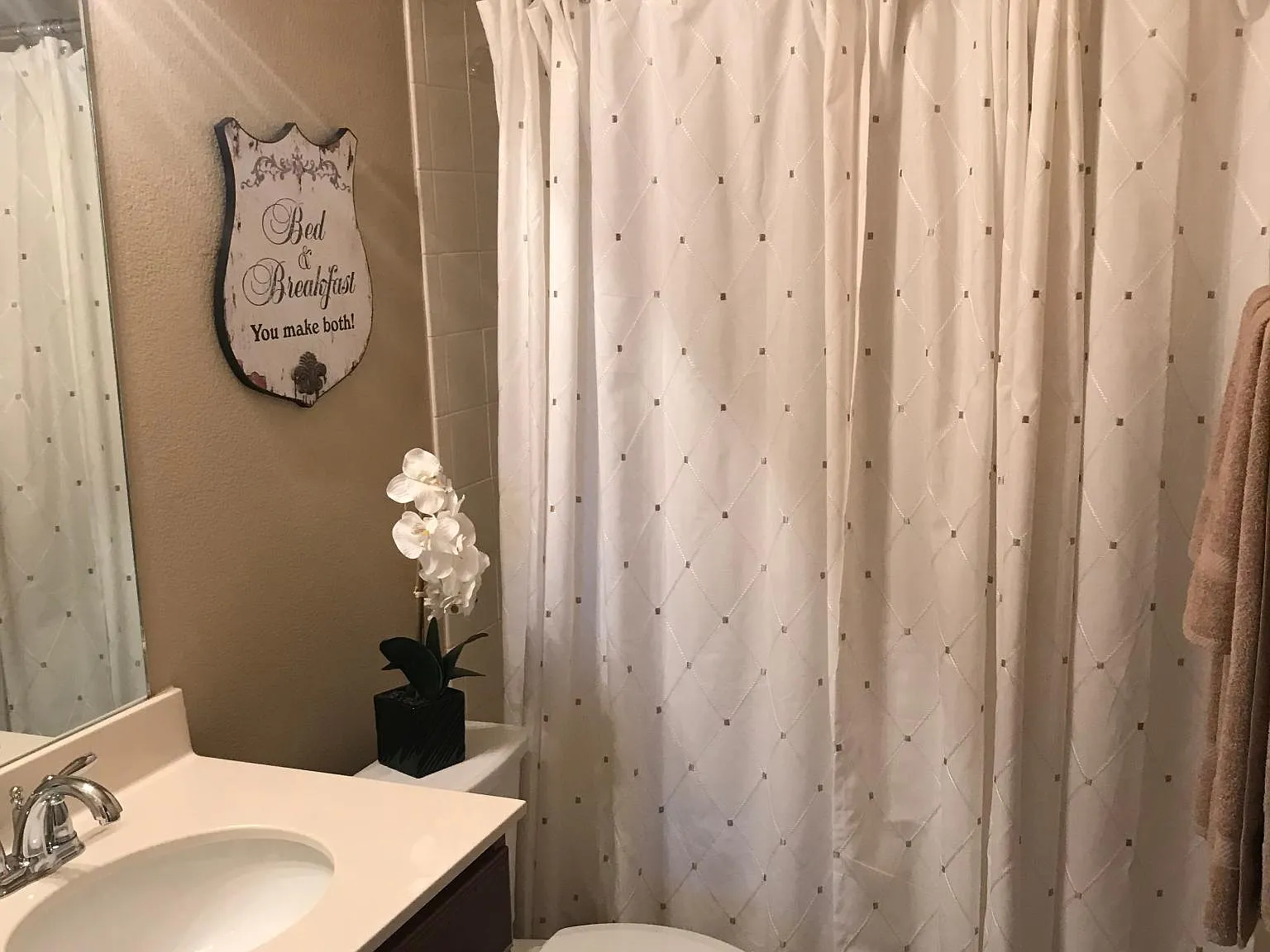 3 bed, 1490 sqft, $1,800 — Photo 2